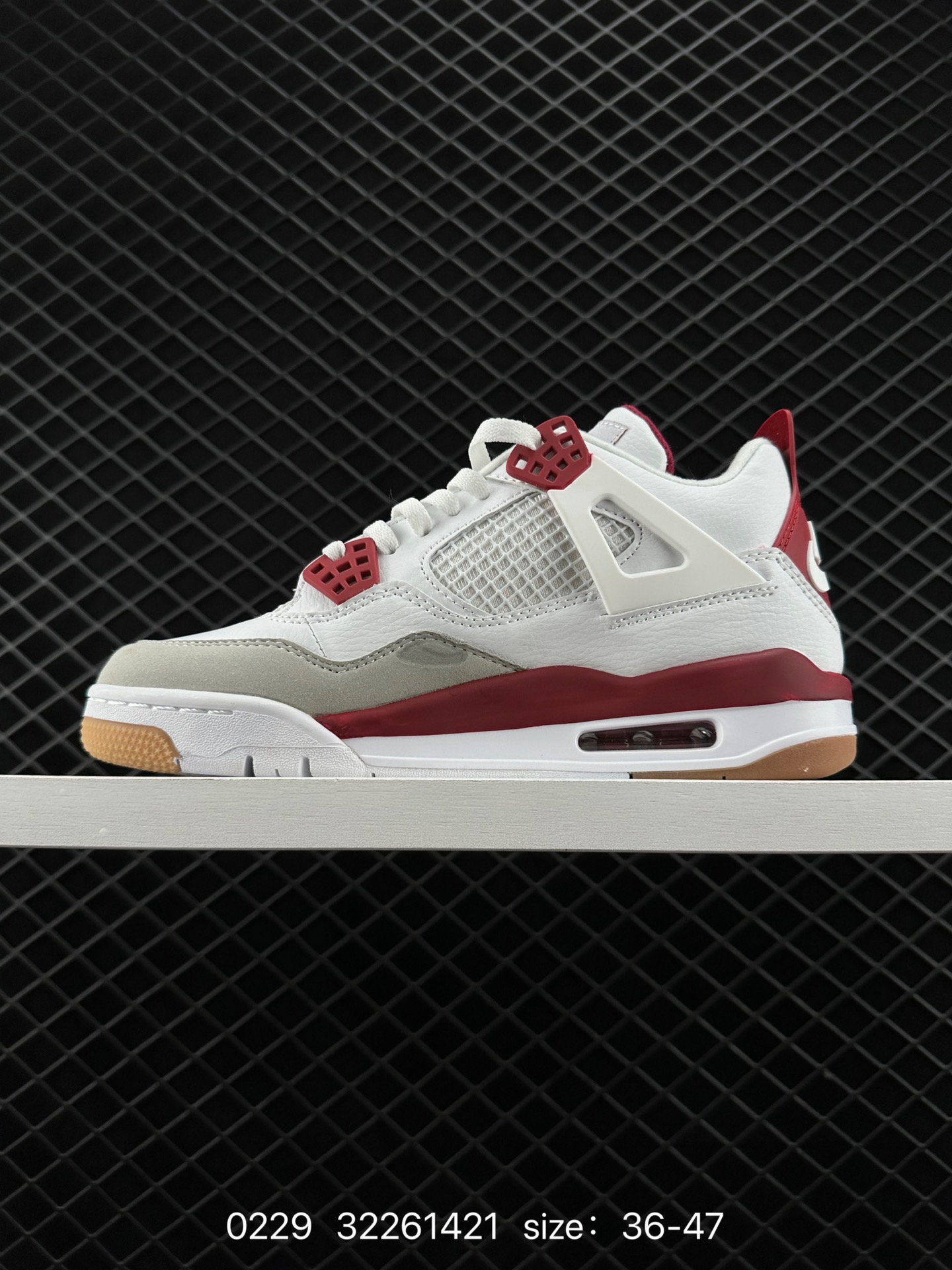 Air Jordan 4 Retro OG